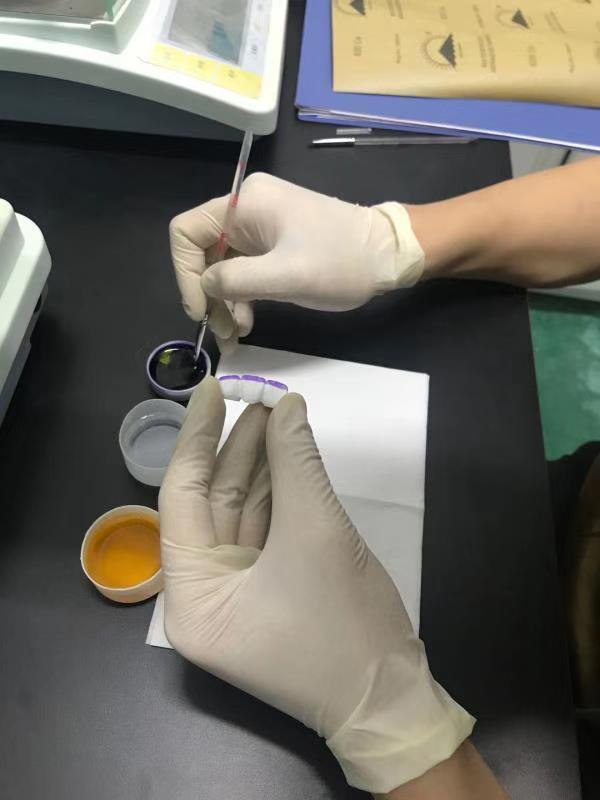 ユニークスマイルソリューションズ Yucera 18色セラミックジルコニアステインキット 天然グロー デンタルラボクリエーション用